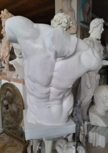 LT 20 Torso Fauno Danzante senza testa